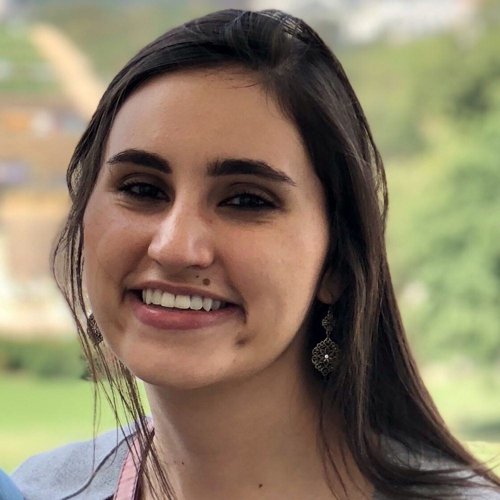 Meet your Posher, Emily